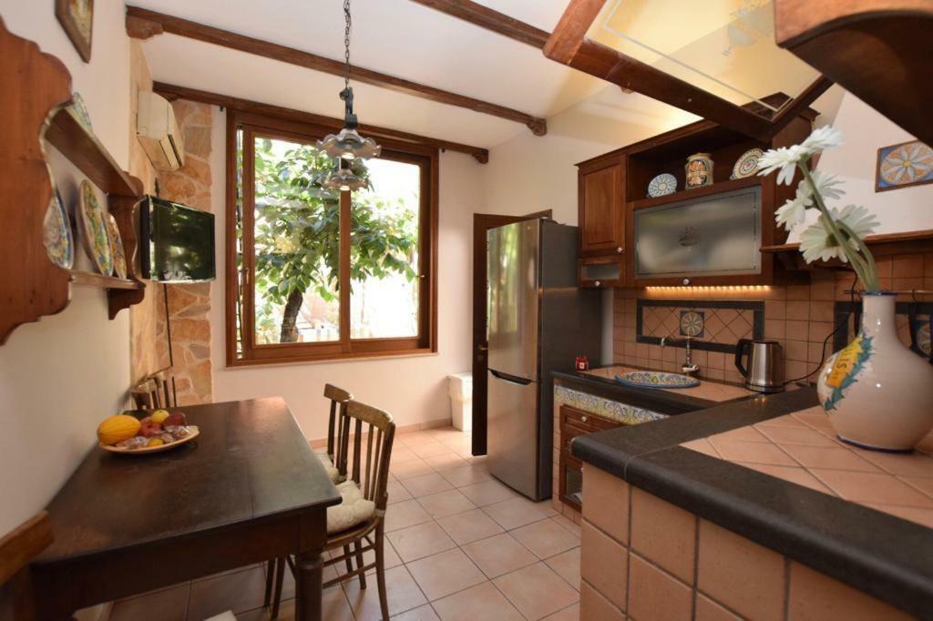 Gabri Holiday House CTA Exterior foto